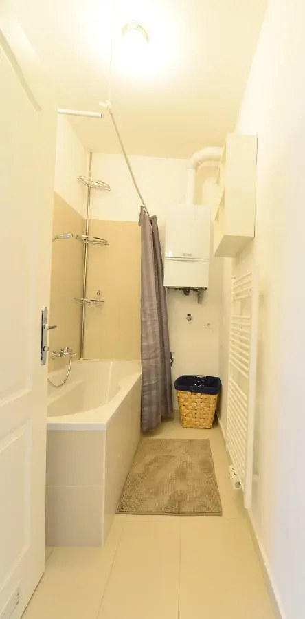 2 Bedrooms @ The U3 Subway Vienna