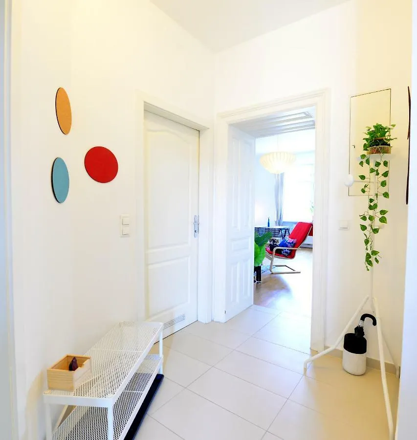 2 Bedrooms @ The U3 Subway Vienna Apartment
