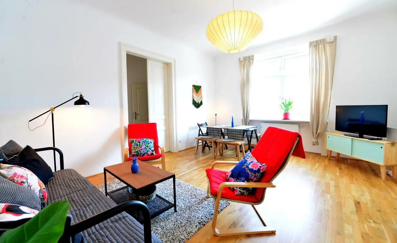 Apartment 2 Bedrooms @ The U3 Subway Vienna Austria